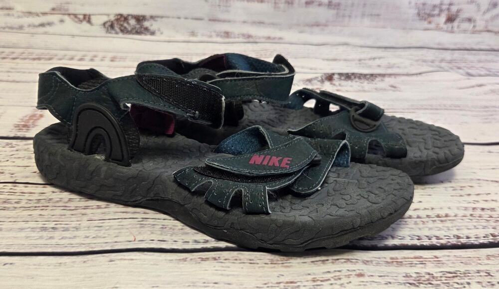 Nike ACG Air Deschutz Mens Sandals Size 7 Green Pink Hiking